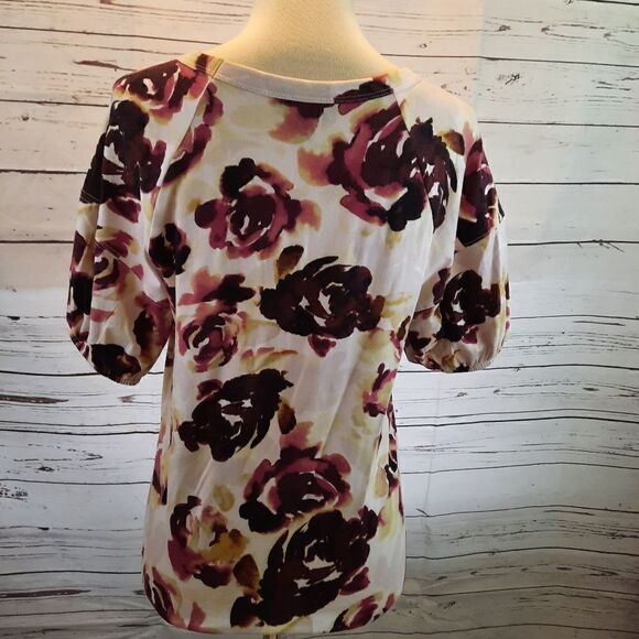 2/$20 SIMPLY VERA WANG Top - Picture 8 of 9